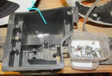 Zbylé šrouby a samořezy - elektroskútr IO1500GT.