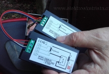Obr. 2. Pohled na propojené wattmetry. Správný elektrikář použije nevhodně stejné barvy kablíků... :-) Měření rekuperace elektroskútru.