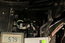 Měnič 48/12 V - umístění pod podlahou elektroskútru.